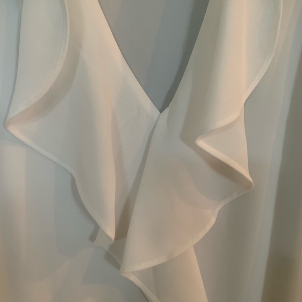 White House Black Market sleeveless top